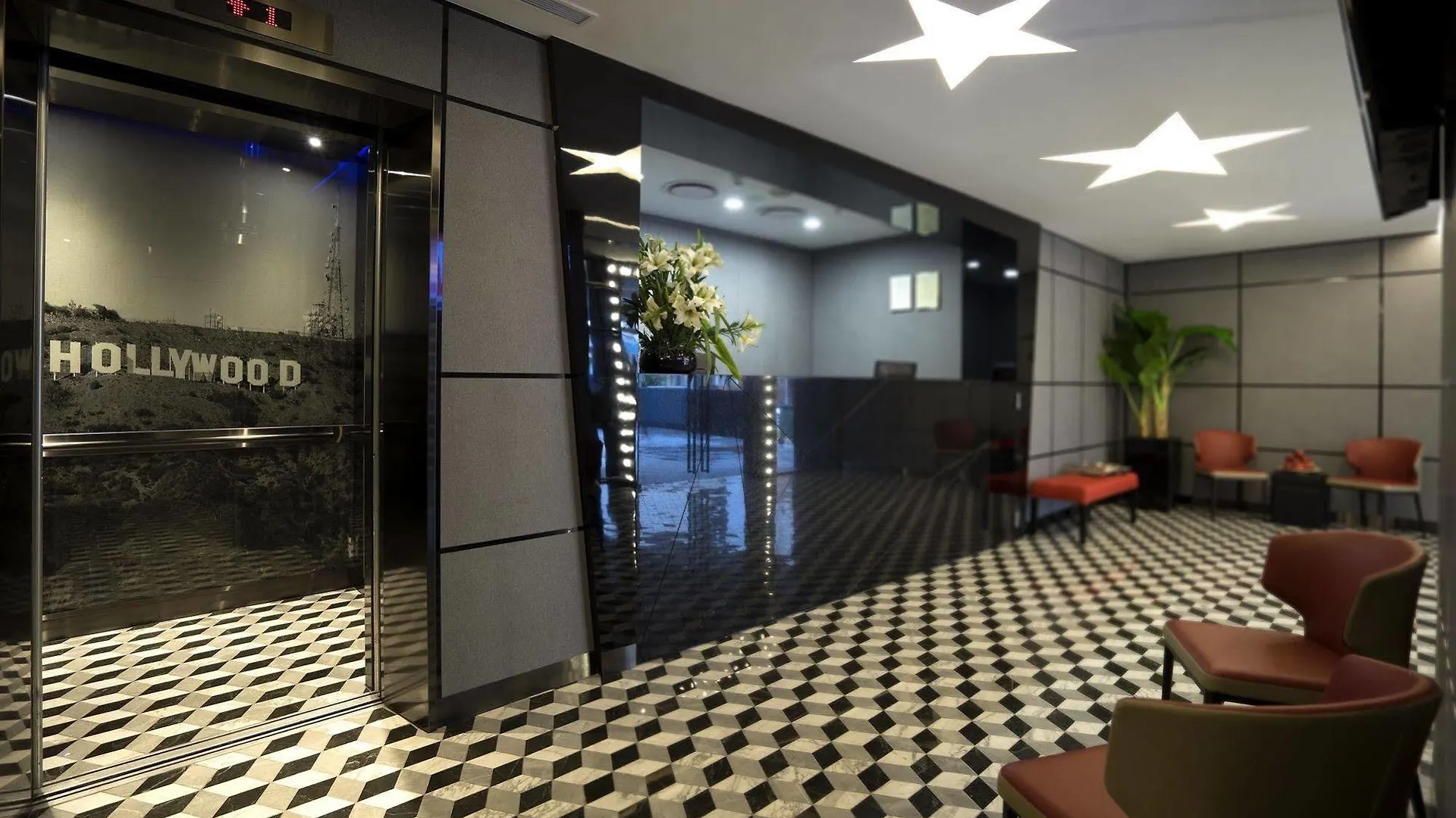 **  Hotel 81 Premier Hollywood Singapore Singapore